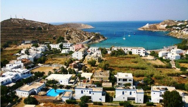 Amfitrion Hotel Vári Exteriér fotografie